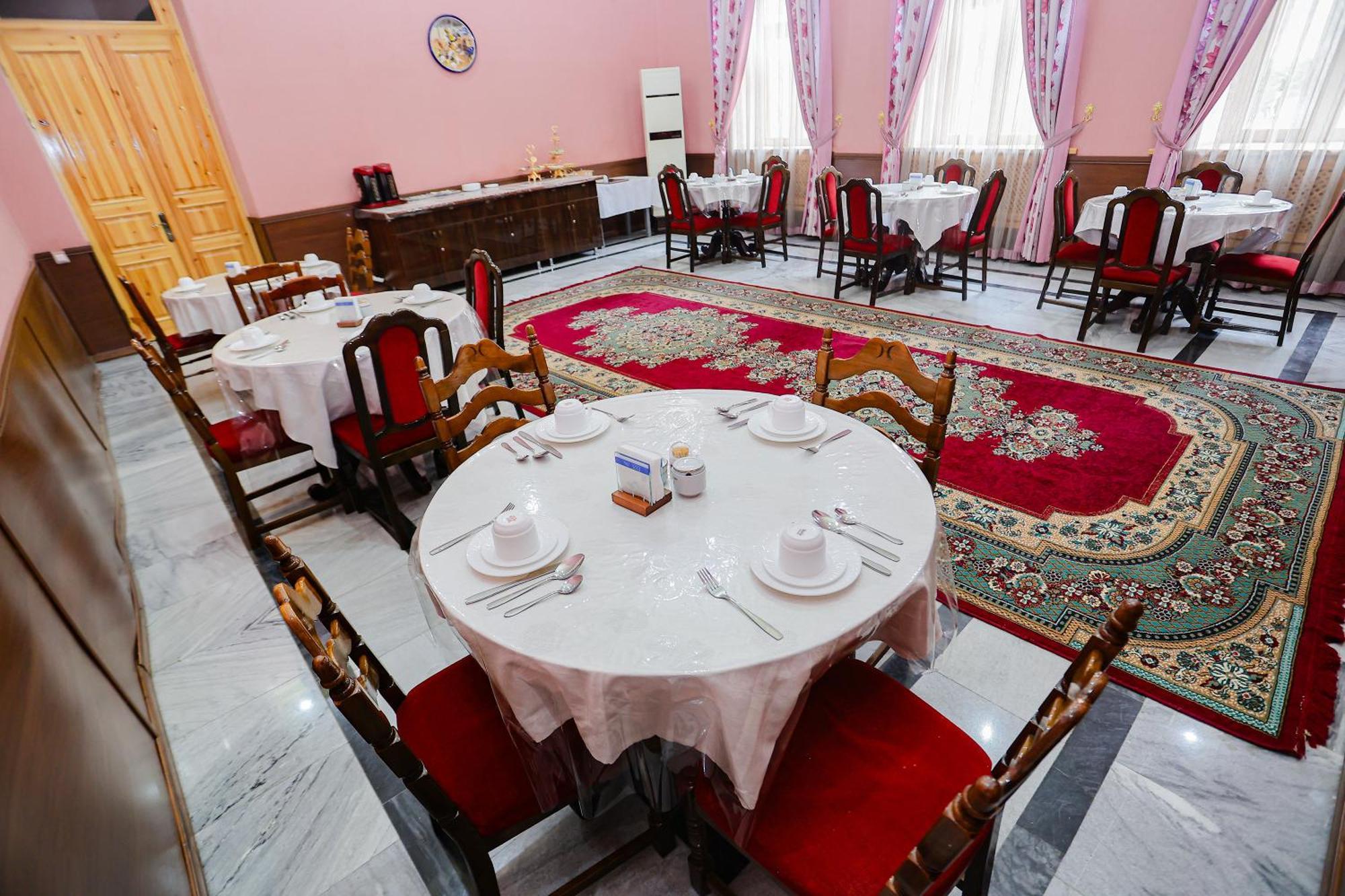 Hotel Yangi Sharq Samarkand Exterior foto